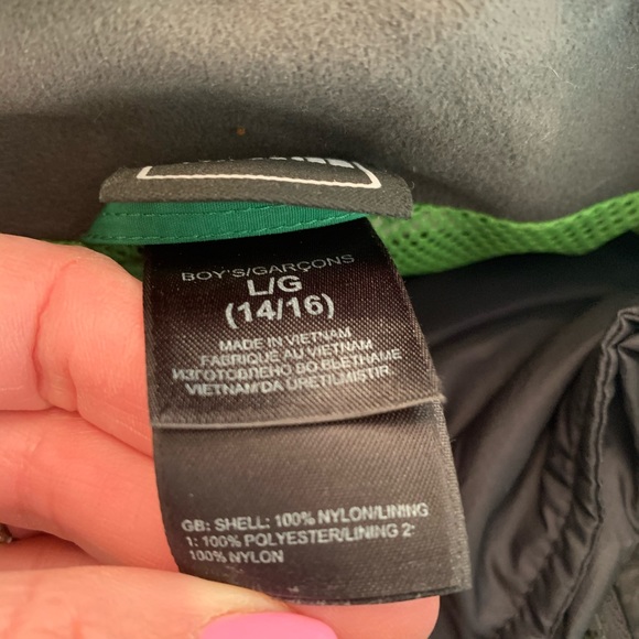 The North Face warmest coat with two layers - Picture 12 of 14